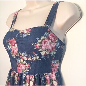 🌷 Delia's floral babydoll tank top 🌷 Denim Look, XS